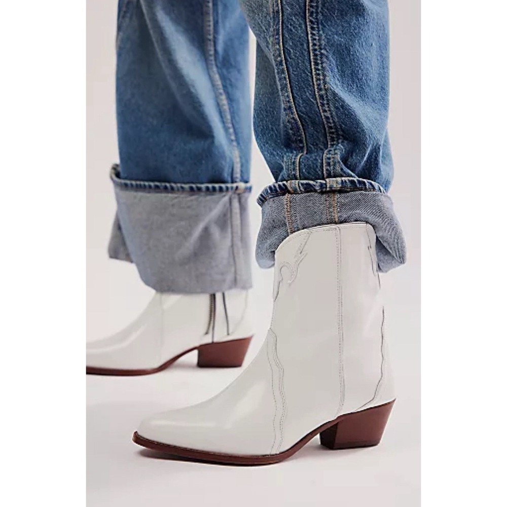 New Free People Frontier Western Boots Women's Size 36 White‎ Patent Leather